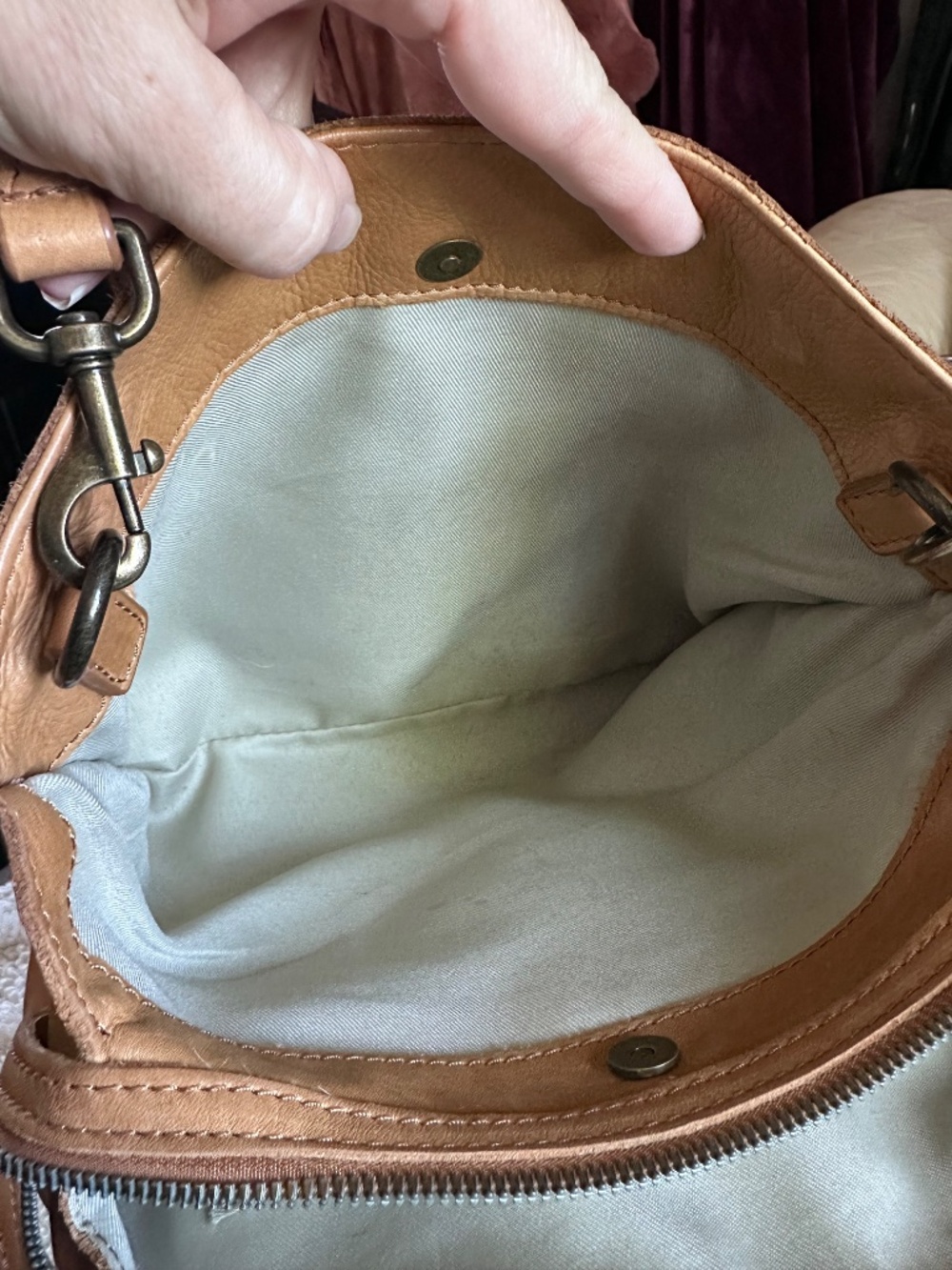 American Leather Co. Lennox Triple Entry Satchel. - Picture 8 of 10